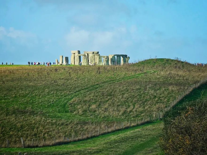 TAPINAK MI MEZARLIK MI? 6 TAPINAK MI MEZARLIK MI? 6