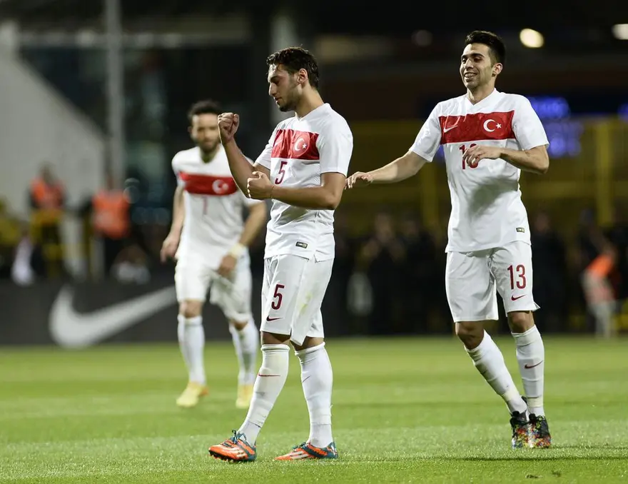 Türkiye Bulgaristan'ı farklı yendi 27