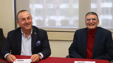 Bakan Çavuşoğlu, Aziz Sancar ile görüştü