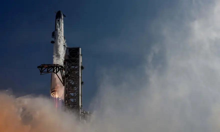 SpaceX ortaklarından sıra dışı talep: "Roketi pembeye boyayabilir miyiz?" 2 SpaceX ortaklarından sıra dışı talep: "Roketi pembeye boyayabilir miyiz?" 2