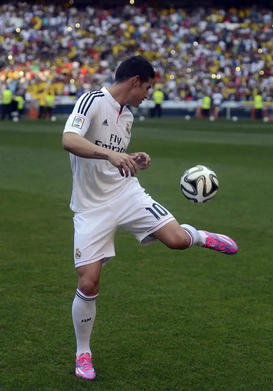 James Rodriguez Bernabeu'da 9