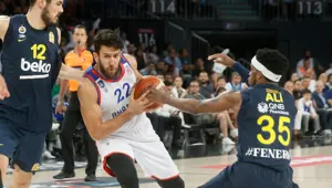 Anadolu Efes final serisinde 3-2 öne geçti
