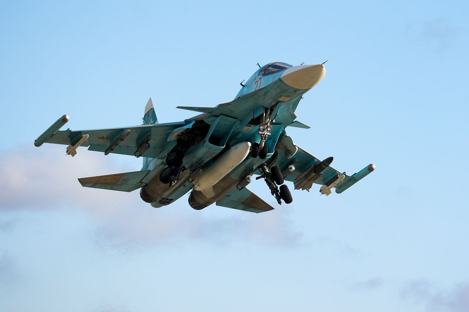 Su-34 jetlerine nokta atışı: Ukrayna, Rus savaş uçaklarını vurdu