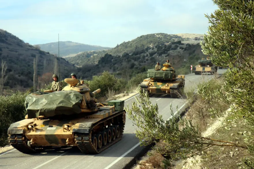 İdlib sınırına askeri sevkiyat 16