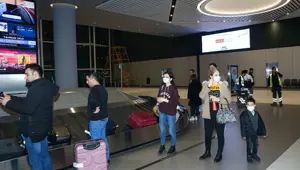 İran'dan gelen son uçak İstanbul Havalimanı'na indi