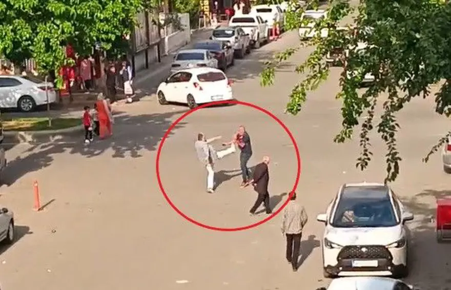 Akrabaların “Neden başka çay ocağına gittin” kavgası 2