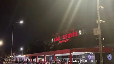 Gaziantep’ten İzmir'e gelip husumetlisini bıçakladı