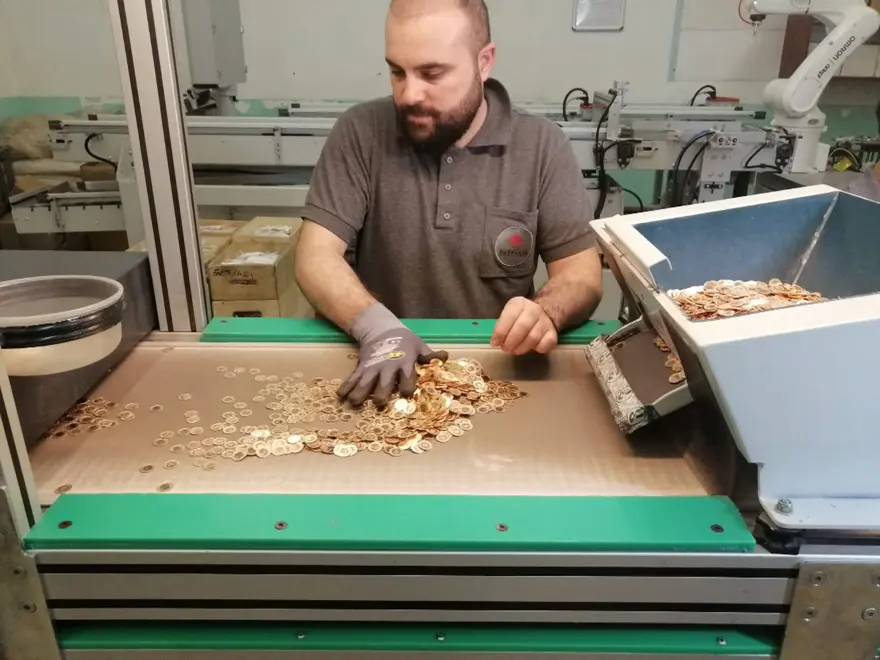 Altına talep patladı, Darphane çift vardiyaya geçti 5