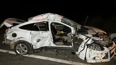 Uşak'ta TIR ile otomobil çarpıştı: Bir kişi öldü, bir kişi yaralı