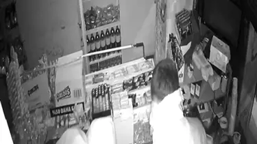 Batman’da büfeden hırsızlık: 4 dakikada her şeyi çalmışlar