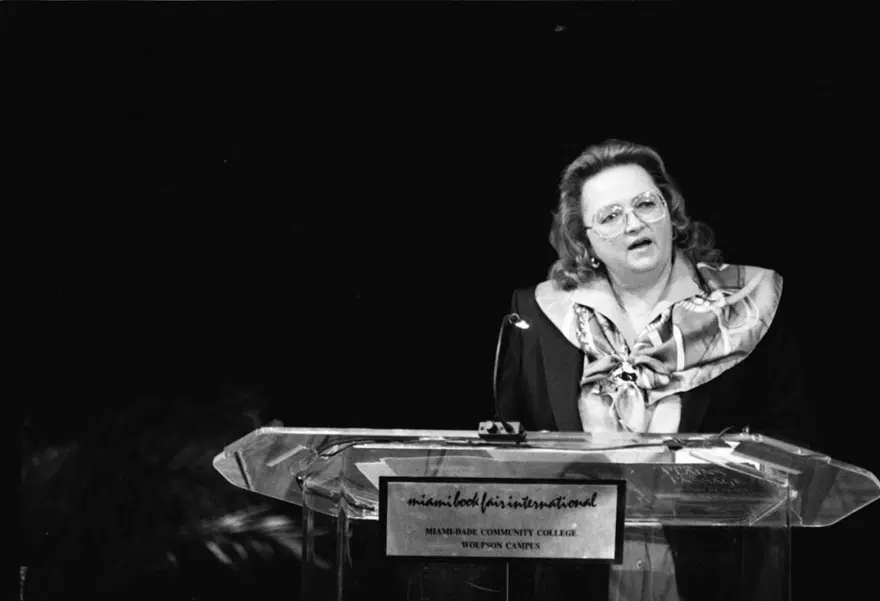 Jean Auel 27