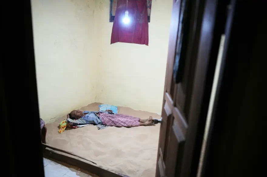 Bu halk kumda yaşıyor: Evler de bahçeler de plaj 4