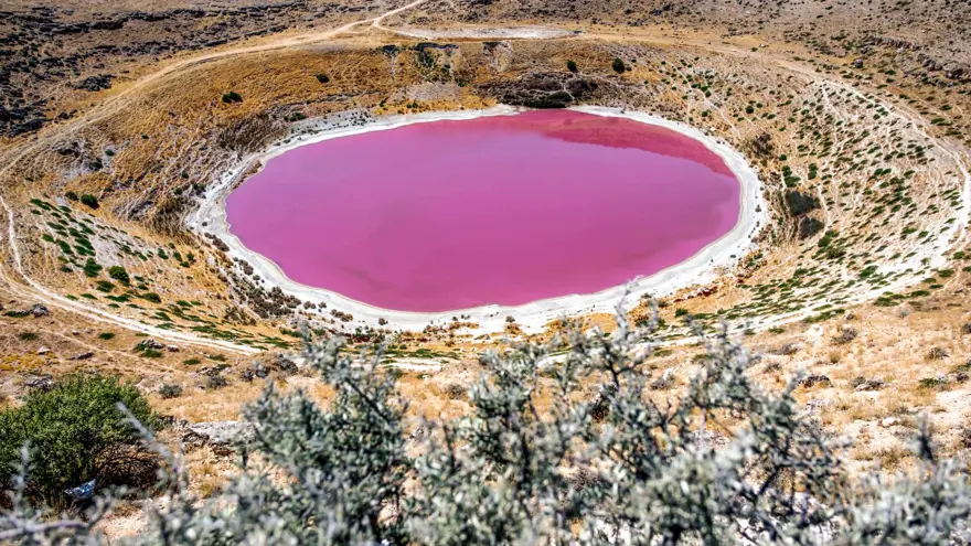Bir zamanlar pembeydi... Meyil Gölü tamamen kurudu 4