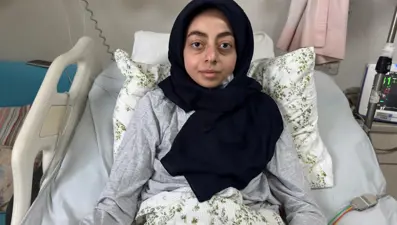 13 yıl yapay kalple yaşadı: 21 yaşındaki Zeynep yeni yaşına yeni kalbiyle girdi