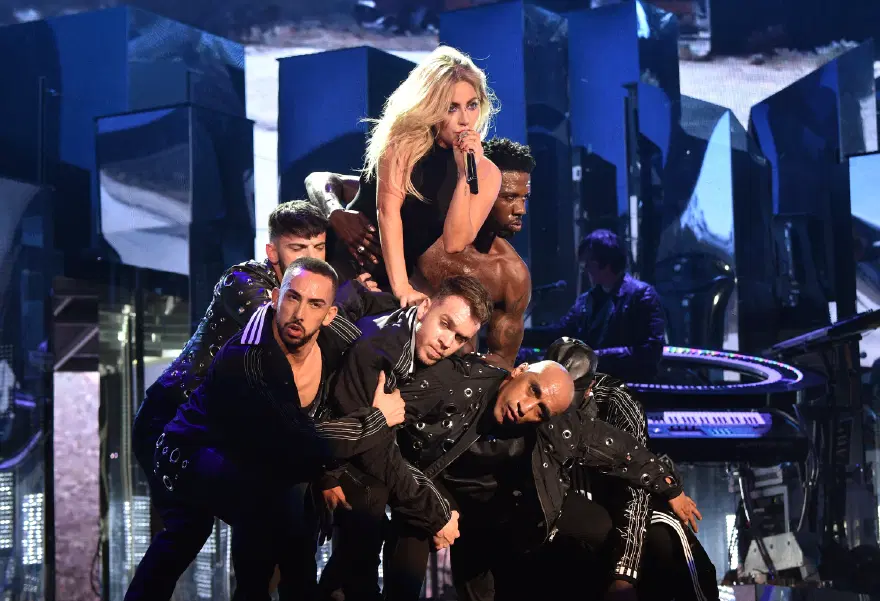 Lady Gaga'dan Coachella gösterisi 8