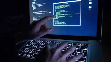 Fransa'dan "siber ordu" için 1 milyar dolar