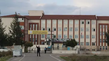 Antalya'da sınıfta dayağa 8 gözaltı