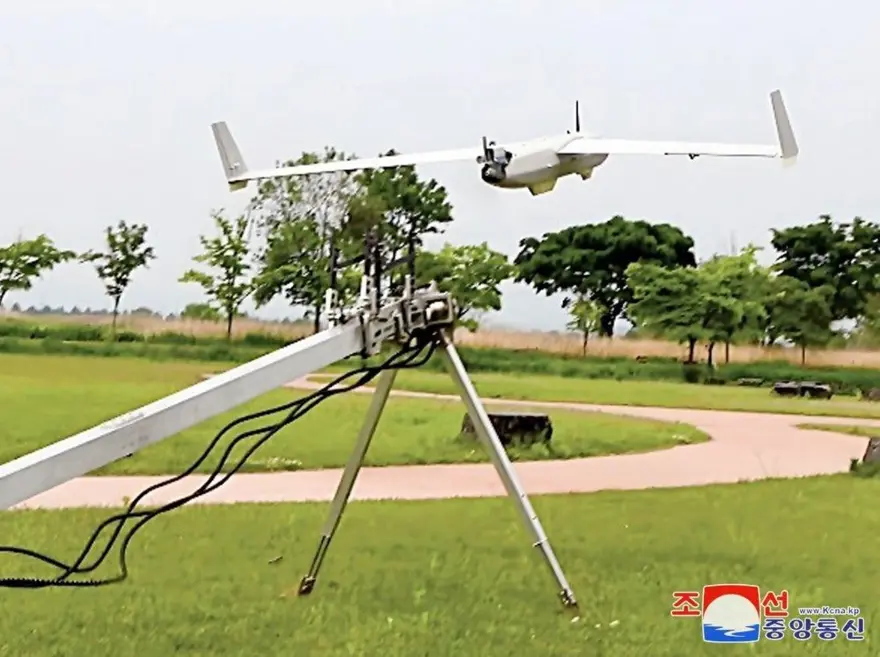 Kuzey Kore sınır ihlalinin fotoğrafını yayınladı: "Tekrar olursa savaş ilanı sayarız" 10