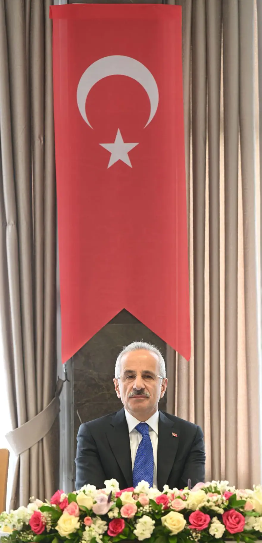 "BİZİM HİZMET POLİTİKAMIZIN TEMELİNDE 'ÖNCE İNSAN' İLKESİ VARDIR" 6