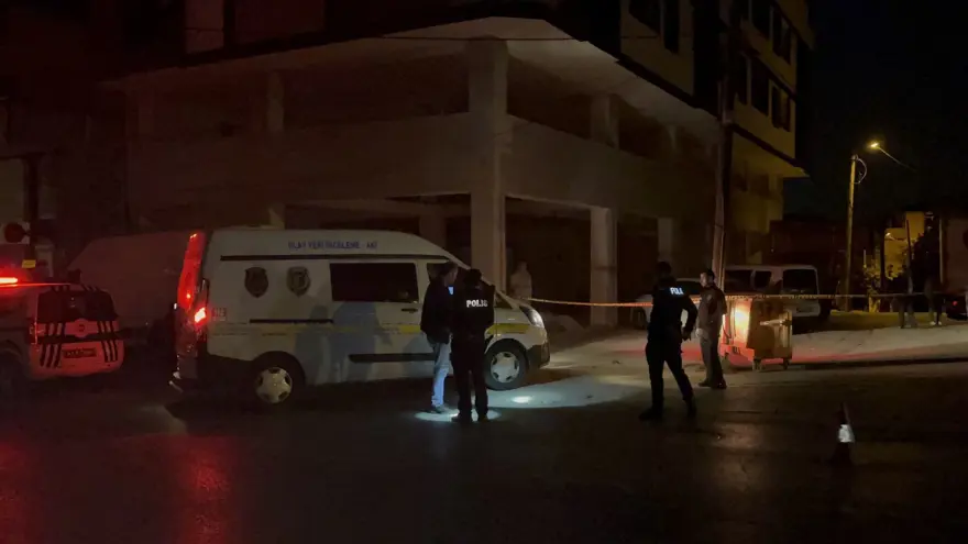 Kocaeli’nde iki araç kurşunlandı 5