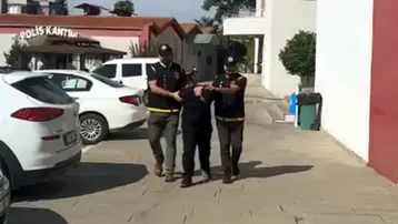 Adana'da çay ocağına silahlı saldırı: Bir şüpheli tutuklandı