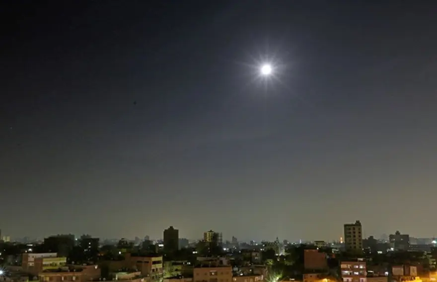 Süper Ay için geri sayım (Süper Ay Türkiye'den izlenebilecek mi?) 24