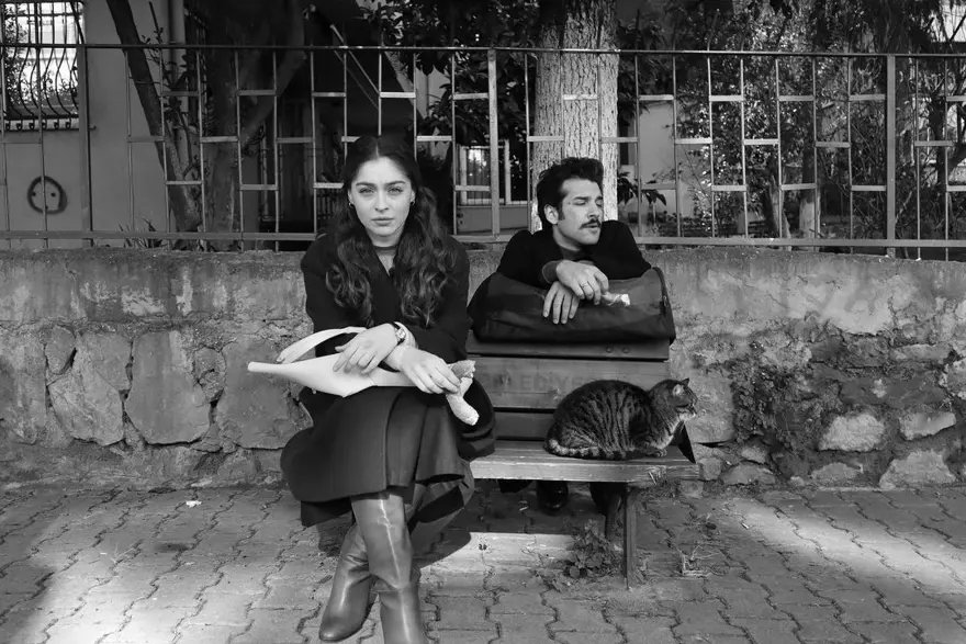 Cemre Baysel paylaştı: Sakla Beni setinden yeni kareler 4