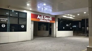 Çorum'da korkunç kaza: Otomobil istinat duvarına çarptı
