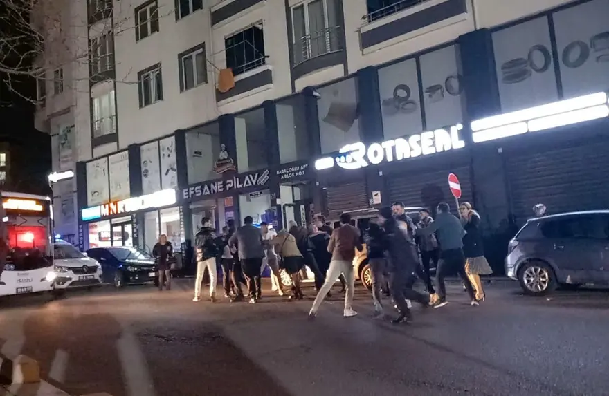 Düğünde kavga: Gelin ve damat tarafı birbirine girdi 1