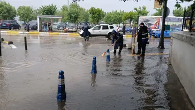 Bandırma’da metrekareye 70 kilogram yağış düştü