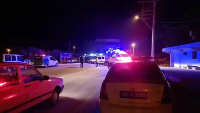 'Dur' ihtarına uymayıp polisle çatıştılar: 1 ölü, 2 yaralı