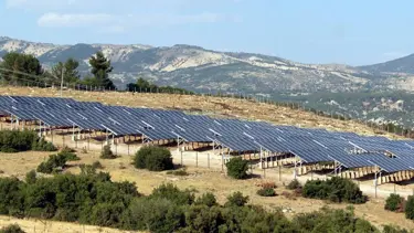 En büyük güneş tarlası