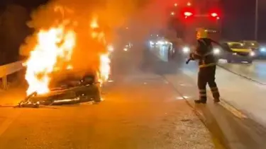 TEM'de otomobil alev alev yandı
