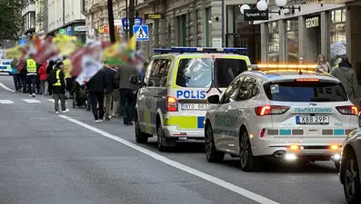 İsveç'te skandal görüntüler: Terör örgütü PKK/YPG yandaşları eylem yaptı