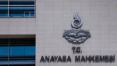 AYM'den OHAL Komisyonu kararı