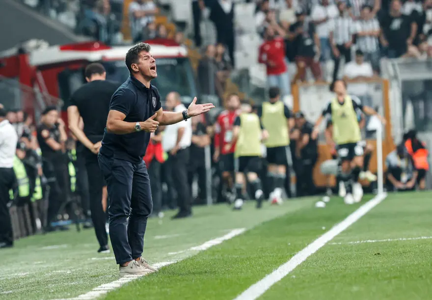 EMRE BELÖZOĞLU'NDAN AÇIKLAMA 5
