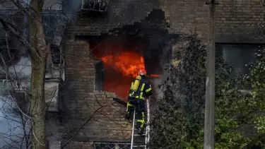 Kiev'de iki bina vuruldu