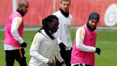 Galatasaray'da Gomis takımla çalıştı