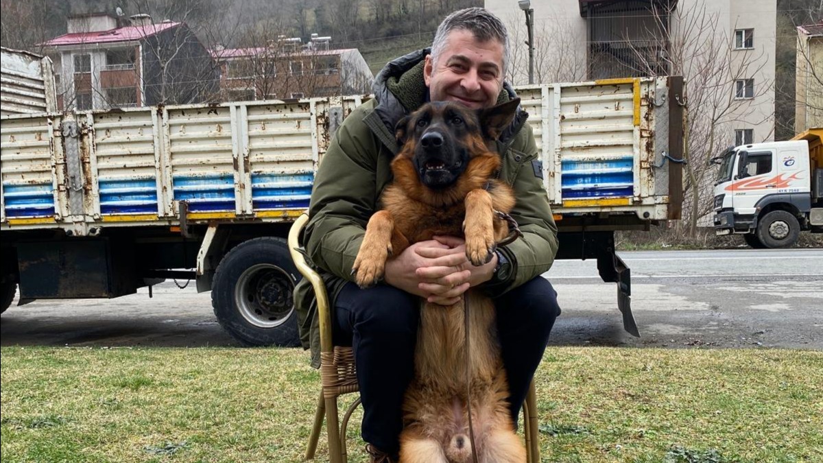 25 gündür kayıp, bulana 100 bin lira ödül verilecek