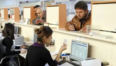 Arefe günü yarım gün mü, resmi tatil mi? Bugün bankalar, kargolar ve noterler açık mı, çalışıyor mu?