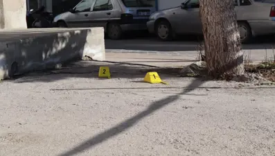 Ankara’da alacak verecek kavgasında silahlar çekildi