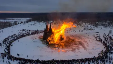 Dev 'Covid-19 kalesi' böyle ateşe verildi