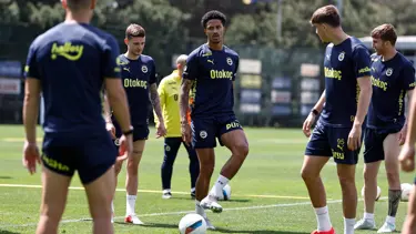 43 maç kaçıran Oosterwolde takıma katıldı