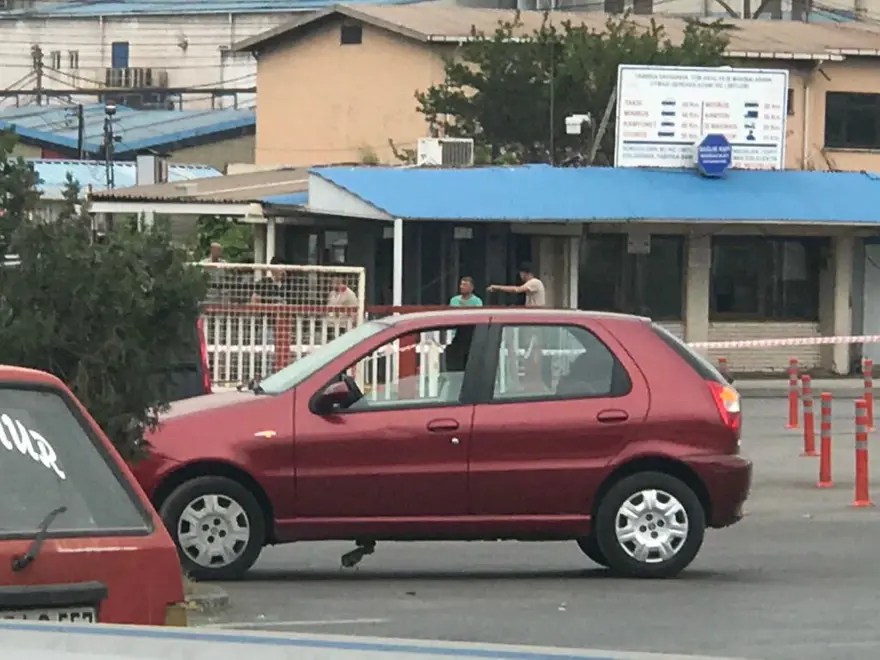 Boşanmak isteyen eşinin aracına sahte bomba düzeneği yerleştirdi 5