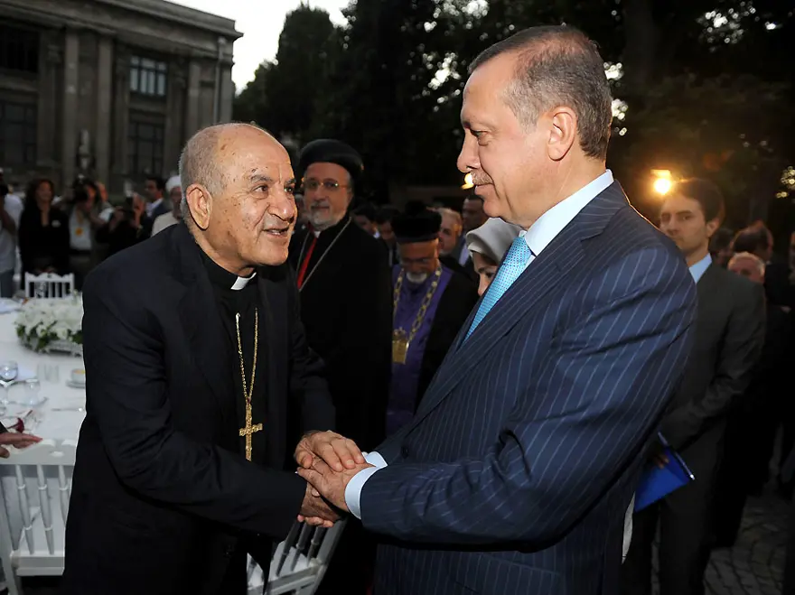 Azınlık temsilcileriyle iftar 14