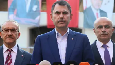 İstanbul'daki 6,2'lik deprem | Bakan Kurum: "4 bin 295 bina az hasarlı"