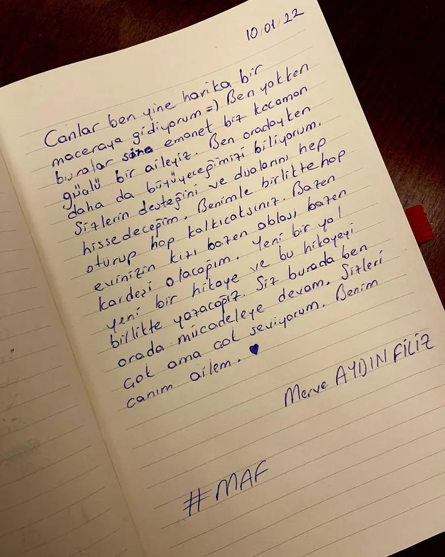 Survivor All Star 2022 yarışmacılarının son paylaşımları: Ünlüler ve gönüllüler Dominik'e uçtu 13