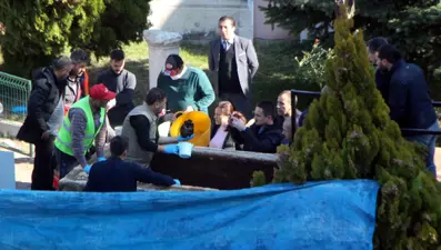 İnşaat sırasında şans eseri bulunan Roma dönemine ait lahitten insan kemikleri çıktı