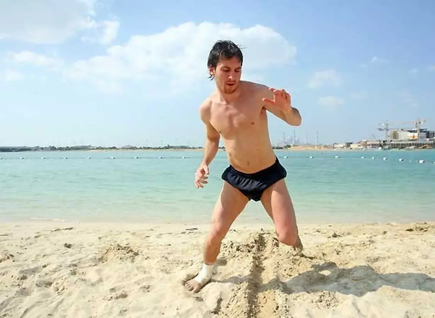 Bebeklikten gençliğe Messi... 19 Bebeklikten gençliğe Messi... 19