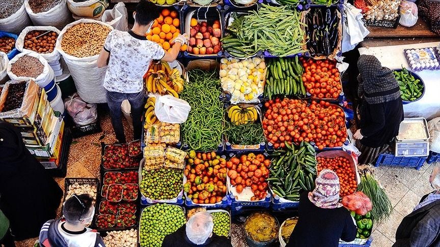 Market ve pazarlarda 155 ürünün 61'inde pestisit çıktı